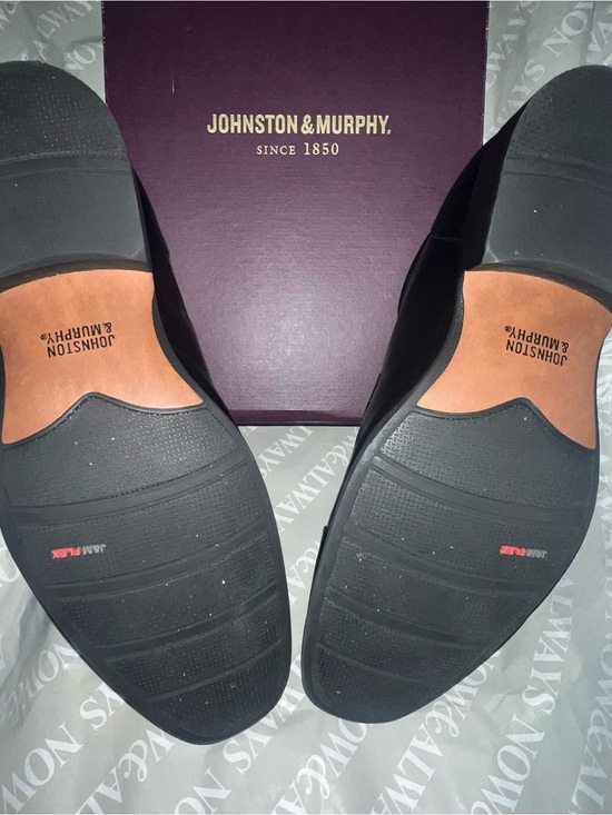 Johnston & Murphy Black Leather Cap-Toe Derby Shoes
